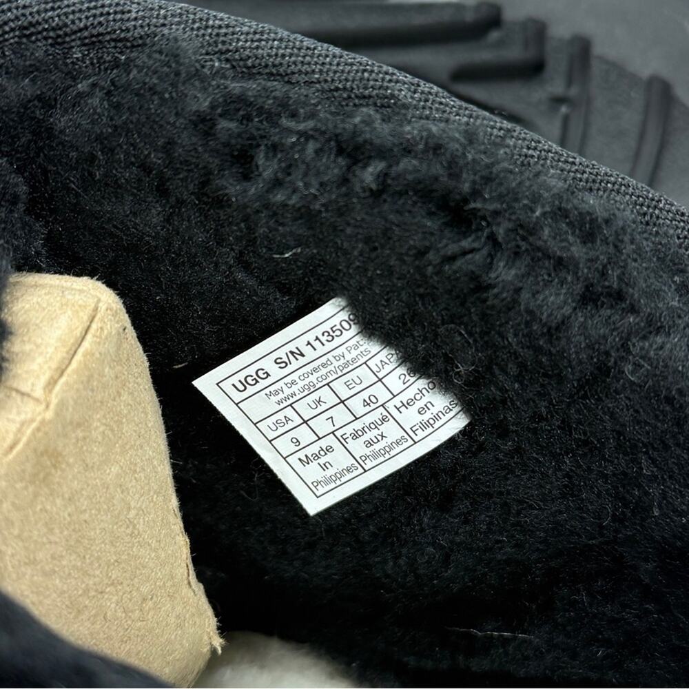 NWOB UGG Women's Classic Ultra Mini Platform Size 9 - Picture 7 of 7